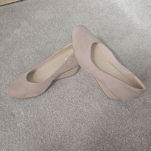Chic Beige Suede Wedges - Size 8 - Be Ready